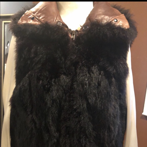 Andrew Marc Jackets \u0026 Coats | Andrew Marc New Zealand Opossum Vest | Color: Black/Brown | Size: M | Sequon's Closet